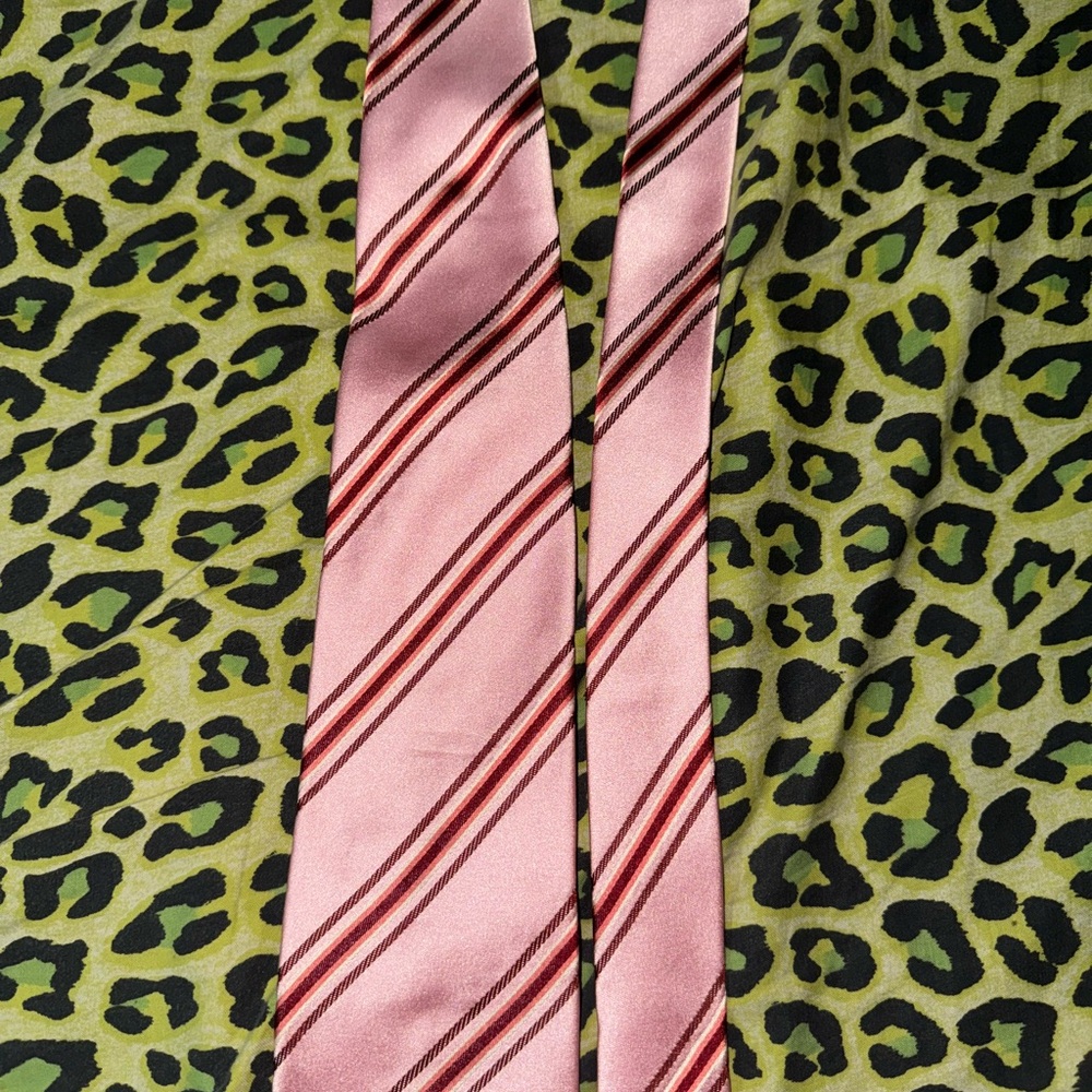 BOSS Pink Striped Men's Tie